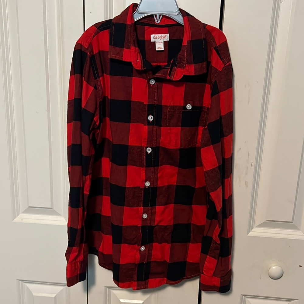 Cat & Jack Target Red Black Youth Boys Flannel Large